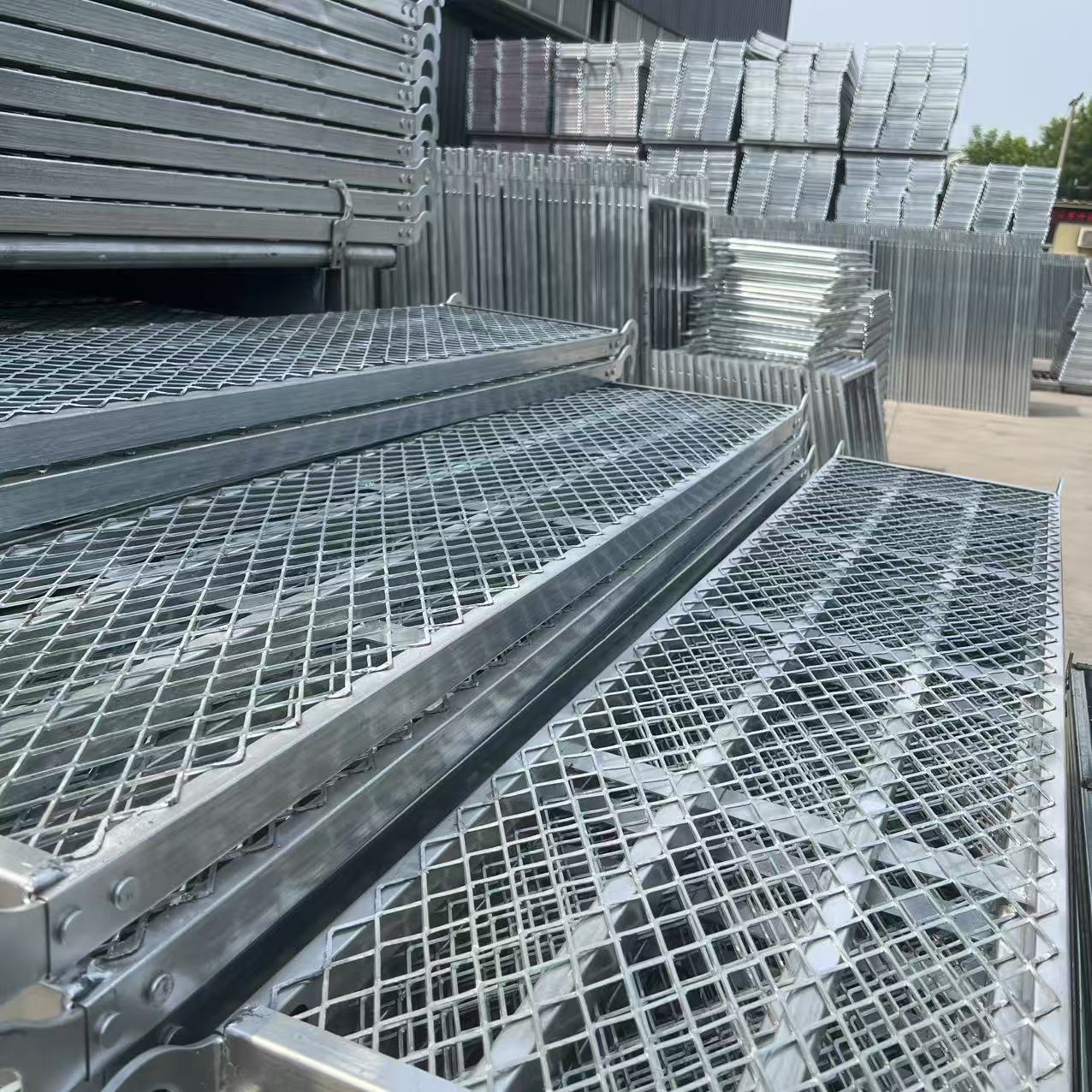 galvanized steel plank